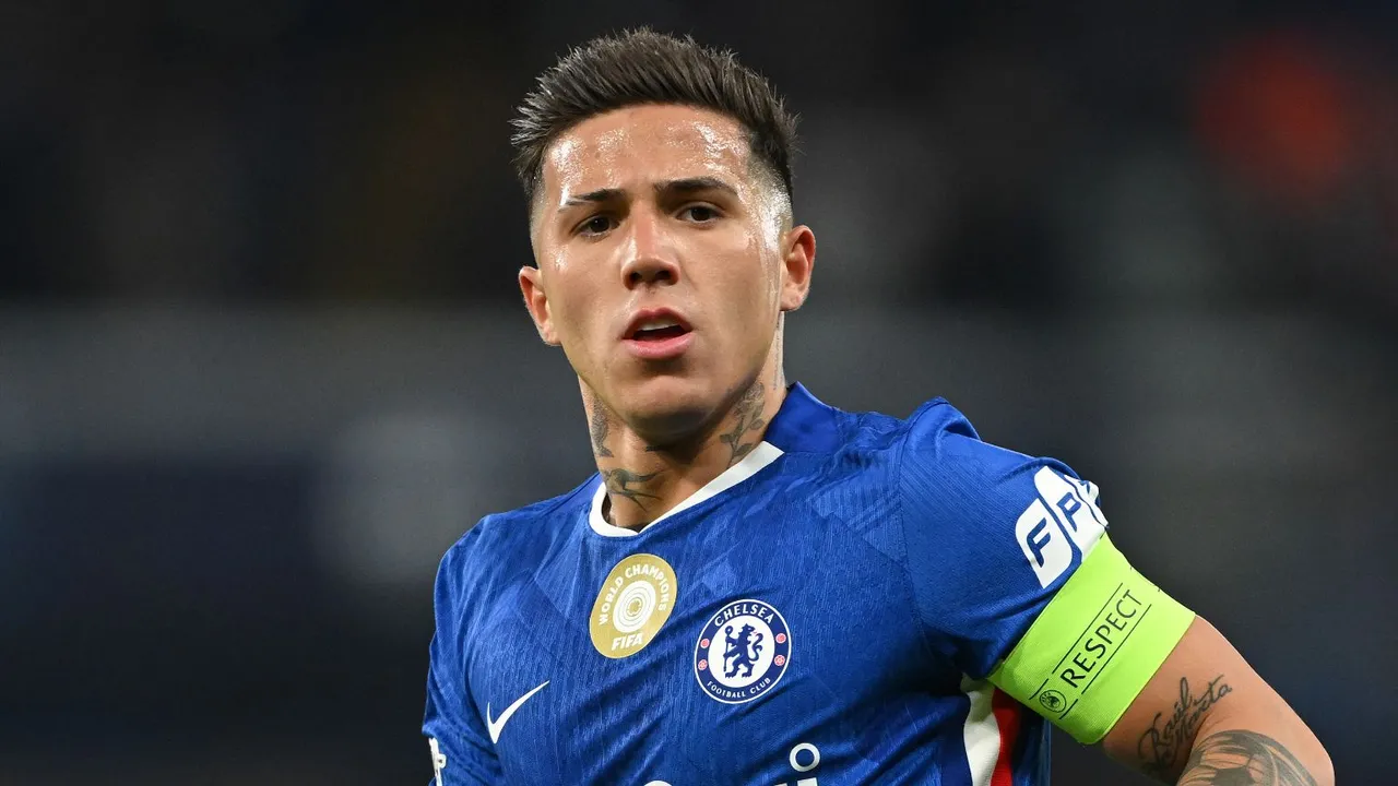 وكيل إنزو فرنانديز يفتح باب انتقاله إلى ريال مدريد بكلمات واضحة  